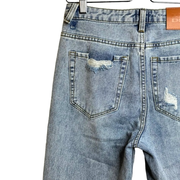 Princess Polly High Rise Tapered Leg Distressed Ripped Rigid 100% Cotton Jeans 2 - Picture 10 of 16